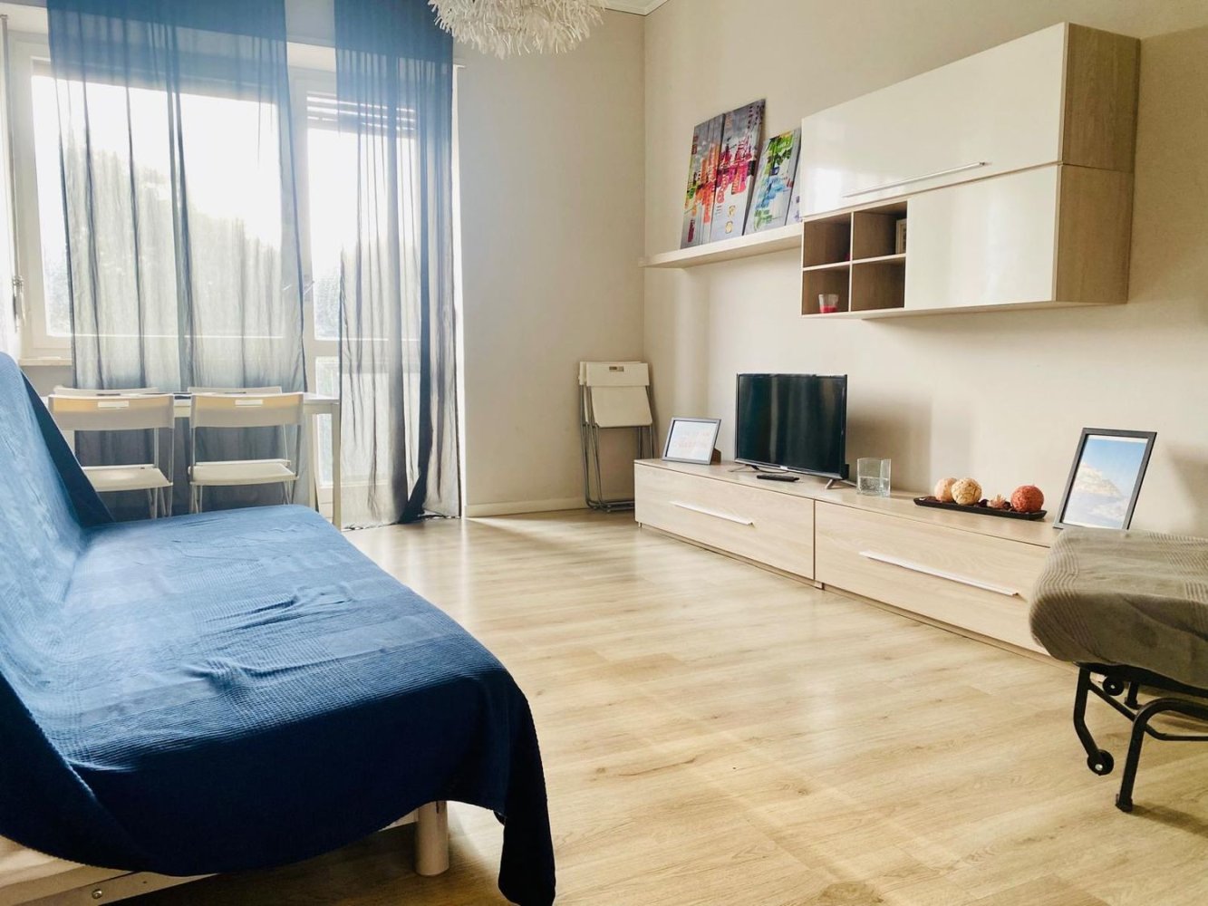 2-salle Appartement à Turin, Italy No. 86252