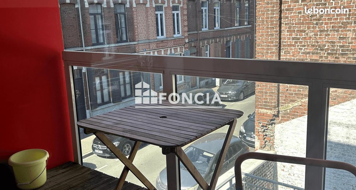 2 bedrooms Apartment in Roubaix, France No. 329998