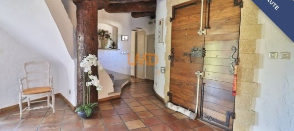 Casa de 7 dormitorios en Trets, France No. 343688 9