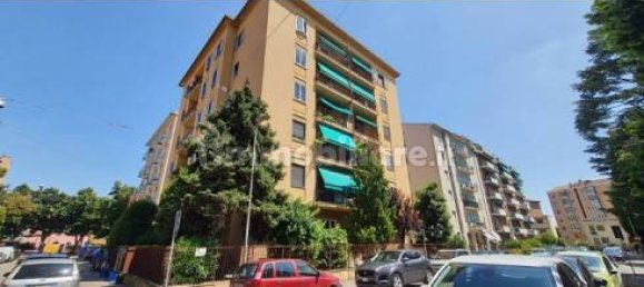 3 bedrooms Apartment in Mantua, Italy No. 314646 2