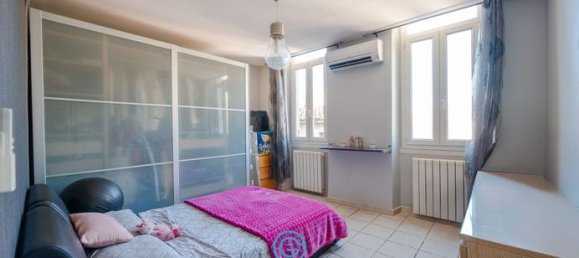 4 bedrooms House in Marseille, France No. 310903 6