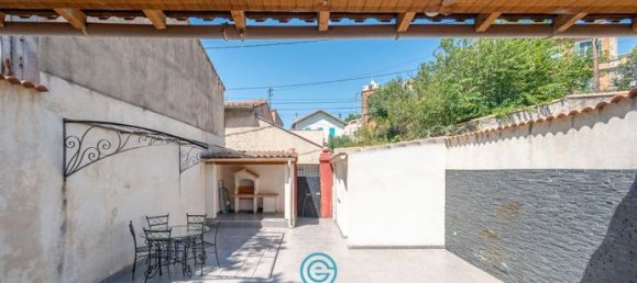 4 bedrooms House in Marseille, France No. 310903 2