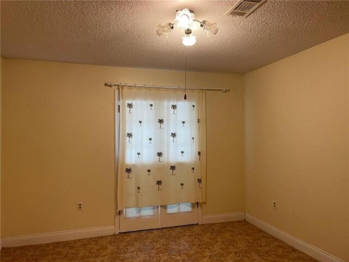 4 bedrooms House in Terrytown, USA No. 391057