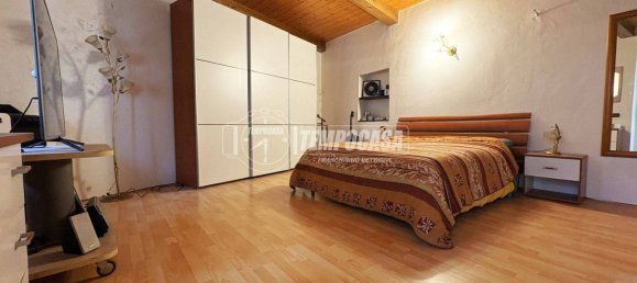 3 bedrooms House in Cossato, Italy No. 106342 14