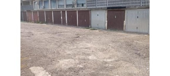 Garaje de 1 habitación en Solaro, Italy No. 298537 4