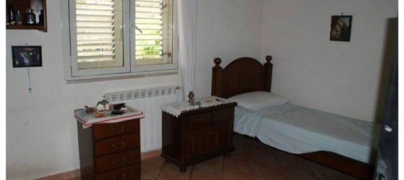 4-Zimmer Wohnung in Palermo, Italy, Nr. 306602 8
