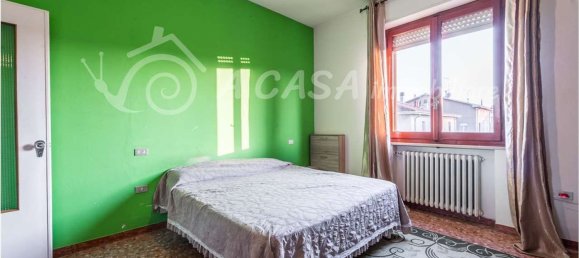 3 Schlafzimmer Wohnung in Medesano, Italy, Nr. 380379 14