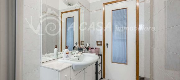 3 Schlafzimmer Wohnung in Medesano, Italy, Nr. 380379 20