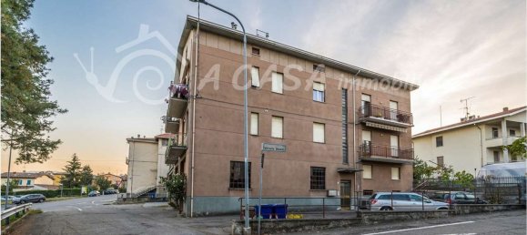 3 Schlafzimmer Wohnung in Medesano, Italy, Nr. 380379 4