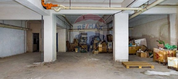 Gewerbliche Immobilie in Palermo, Italy 749m², Nr. 45653 6