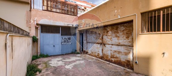 Gewerbliche Immobilie in Palermo, Italy 749m², Nr. 45653 19