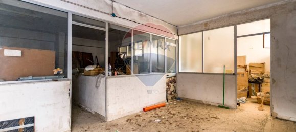 Gewerbliche Immobilie in Palermo, Italy 749m², Nr. 45653 8