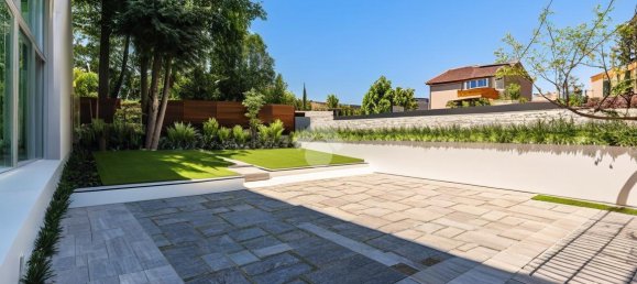 5 rooms Apartment in Rome, Italy No. 39303 39