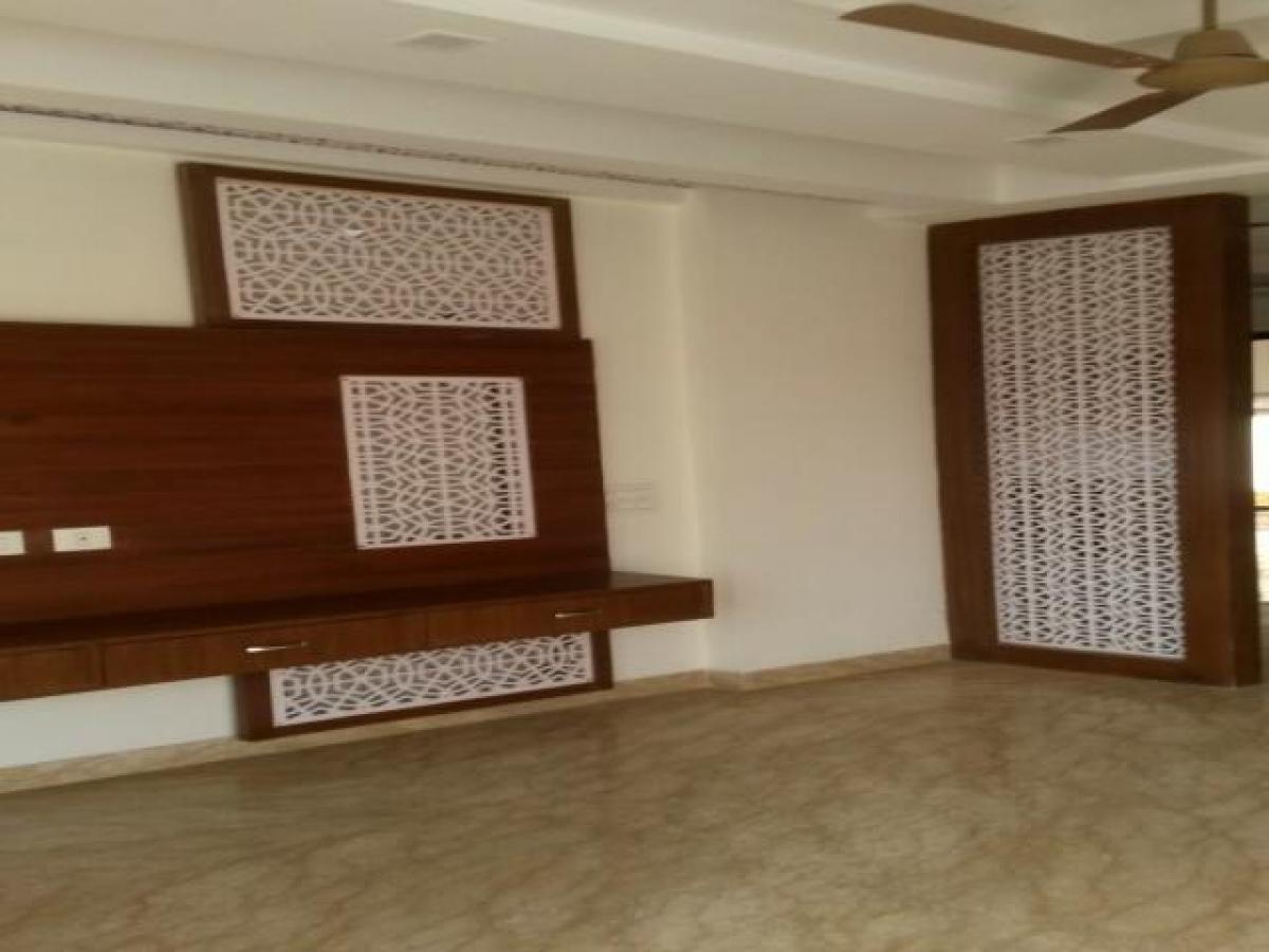 3 bedrooms House in Gurgaon, India No. 55667