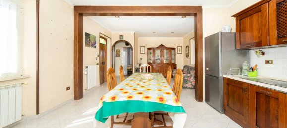 3 rooms Apartment in Formello, Italy No. 16455 8