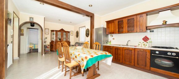 3 rooms Apartment in Formello, Italy No. 16455 9