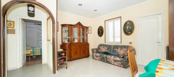 3 rooms Apartment in Formello, Italy No. 16455 11