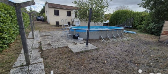 4 bedrooms House in Chadurie, France No. 321022 18