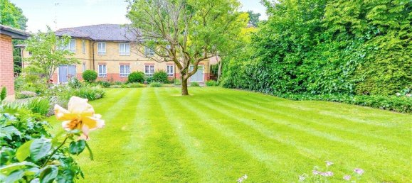 1 bedroom Apartment in South Croydon, United Kingdom No. 8019 13