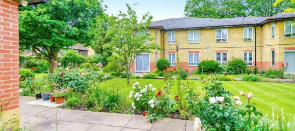 1 bedroom Apartment in South Croydon, United Kingdom No. 8019 19