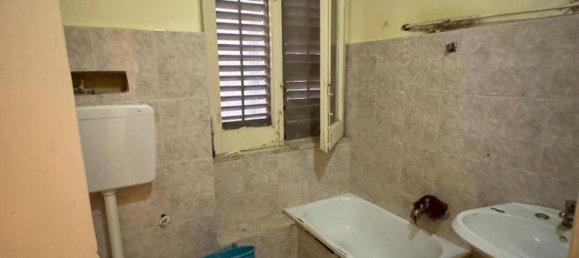 4 rooms Apartment in Palermo, Italy No. 10452 30
