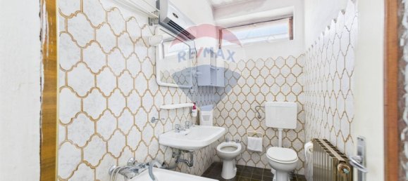 Дом с 11 спальнями в Санта Мария делла Верза, Италия № 329669 20