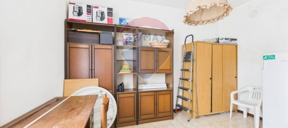 Дом с 11 спальнями в Санта Мария делла Верза, Италия № 329669 19