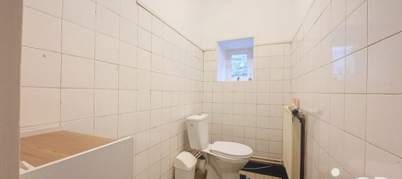 Casa de 4 dormitorios en Saint-Julien-du-Sault, France No. 363980 14