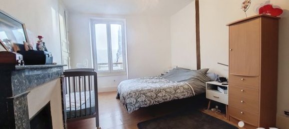 Casa de 4 dormitorios en Saint-Julien-du-Sault, France No. 363980 20