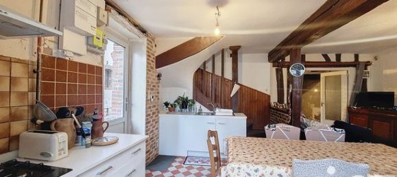 Casa de 4 dormitorios en Saint-Julien-du-Sault, France No. 363980 2