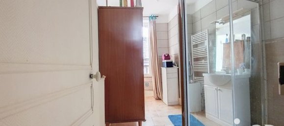 Casa de 4 dormitorios en Saint-Julien-du-Sault, France No. 363980 12