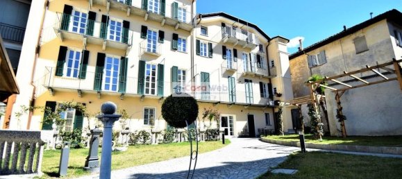 Apartamento de 3 habitaciónes en Maccagno con Pino e Veddasca, Italy No. 147412 2