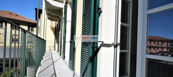 Apartamento de 3 habitaciónes en Maccagno con Pino e Veddasca, Italy No. 147412 20