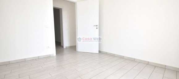 Apartamento de 3 habitaciónes en Maccagno con Pino e Veddasca, Italy No. 147412 18