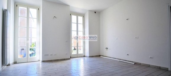 Apartamento de 3 habitaciónes en Maccagno con Pino e Veddasca, Italy No. 147412 9