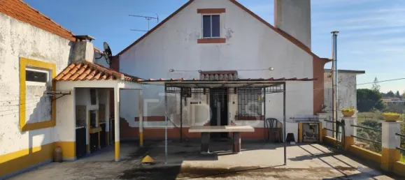 4 bedrooms House in Almada, Portugal No. 117062 10