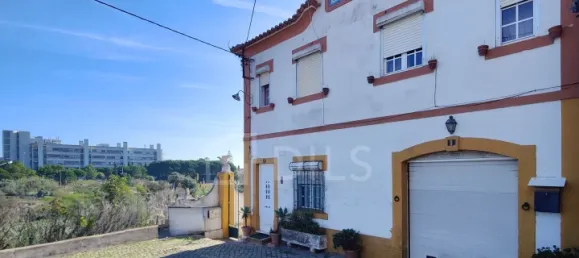 4 bedrooms House in Almada, Portugal No. 117062 35