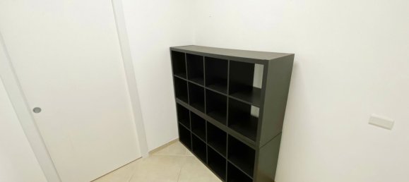 Gewerbliche Immobilie in Legnano, Italy 58m², Nr. 144469 12