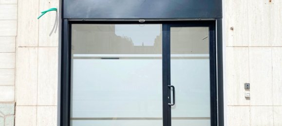 Gewerbliche Immobilie in Legnano, Italy 58m², Nr. 144469 26