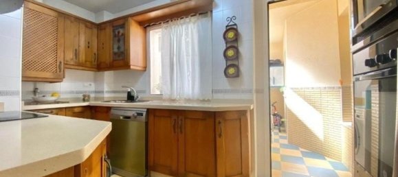 3 bedrooms Apartment in Malaga, Spain No. 153387 3