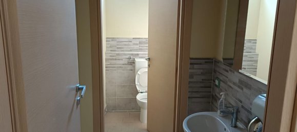 عقار تجاري في Cinisello Balsamo, Italy 700متر مربع رقم 251441 20