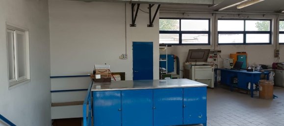 عقار تجاري في Cinisello Balsamo, Italy 700متر مربع رقم 251441 3