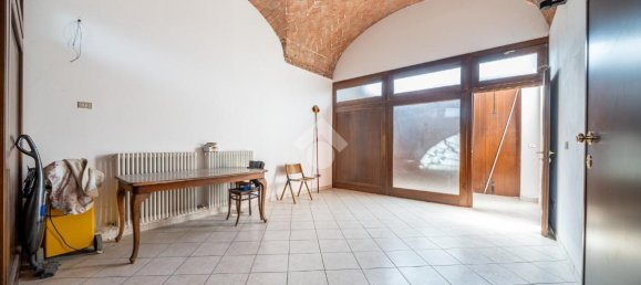 Дом с 5 комнатами в Карпи, Италия № 9258 2