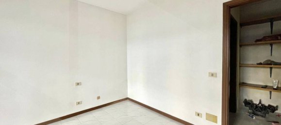 2-Zimmer Wohnung in Bologna, Italy, Nr. 29254 20