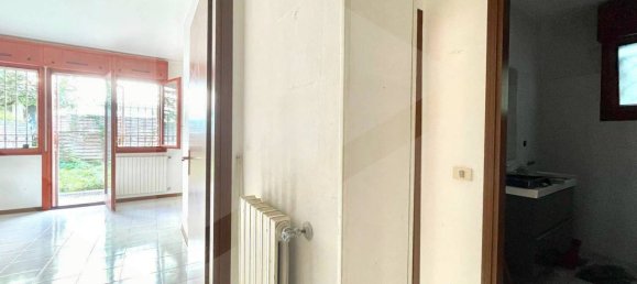 2-Zimmer Wohnung in Bologna, Italy, Nr. 29254 22