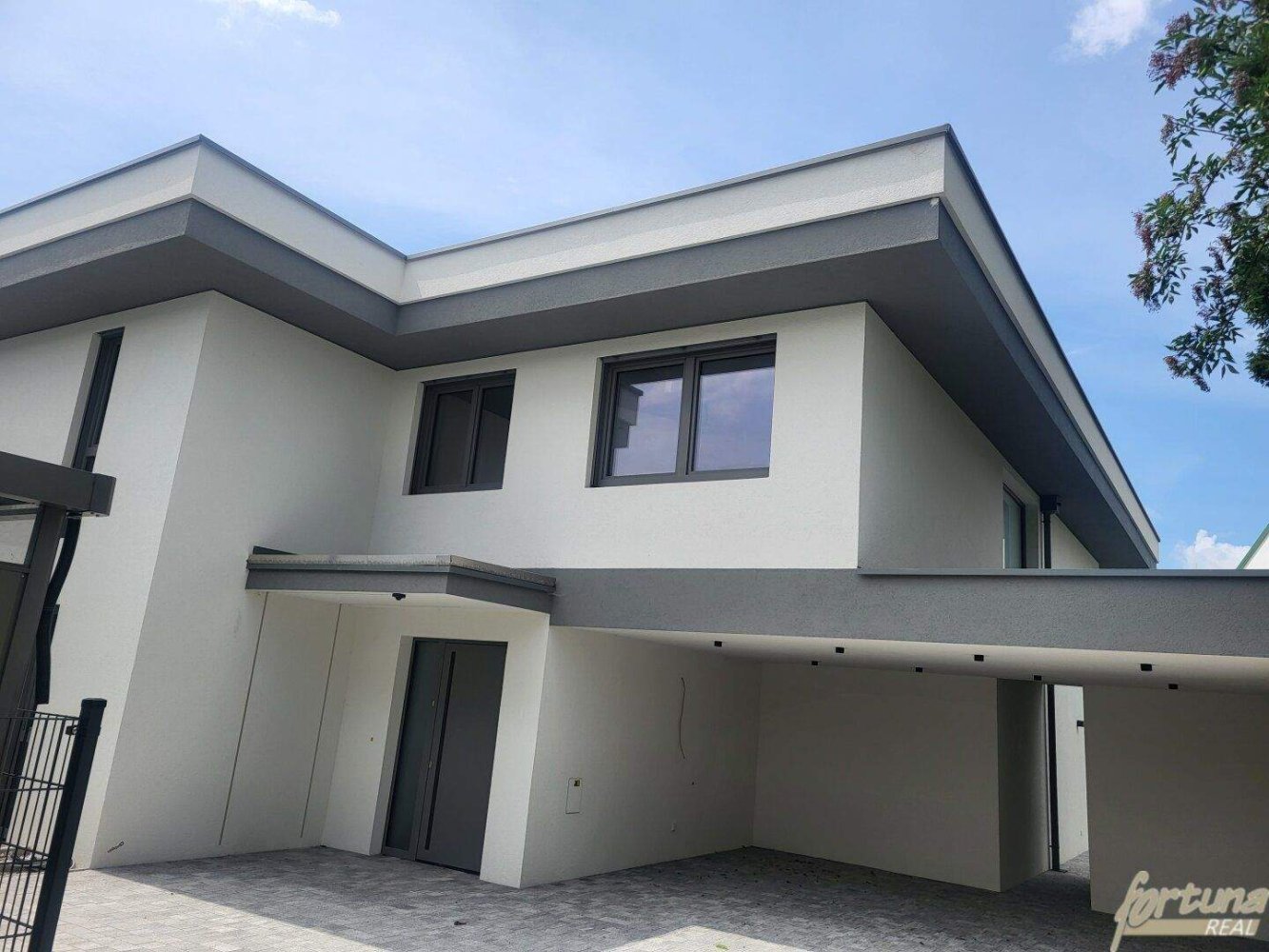 5-Zimmer Haus in St. Pölten, Austria, Nr. 218879