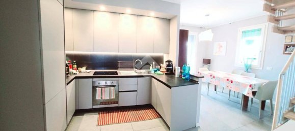 3 bedrooms Penthouse in Rimini, Italy No. 66367 9