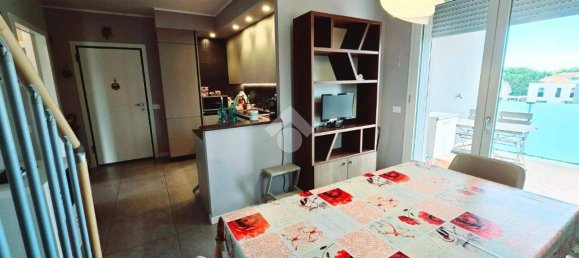 3 bedrooms Penthouse in Rimini, Italy No. 66367 3