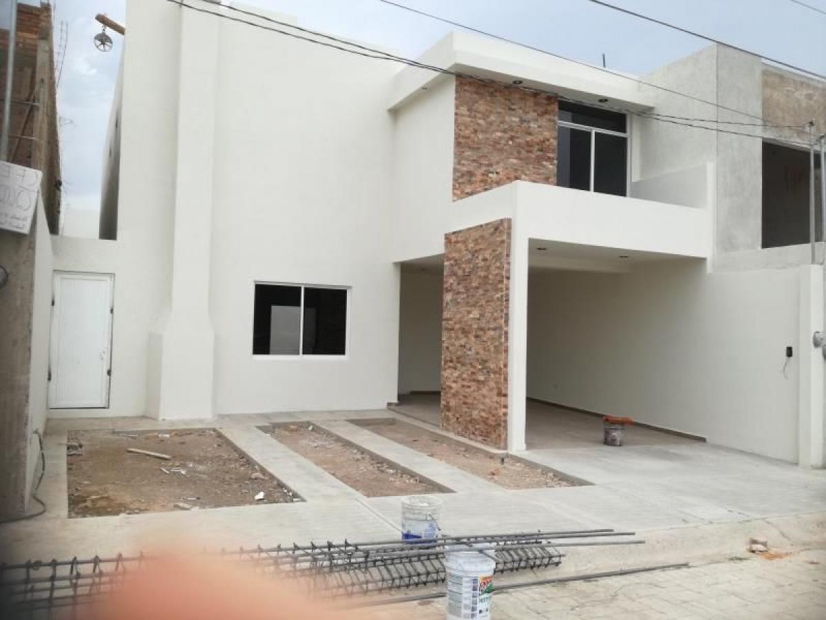 Casa de 3 dormitorios en Ciudad Lerdo, Mexico No. 175213