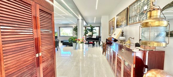 9 bedrooms Villa in Pescara, Italy No. 350897 35